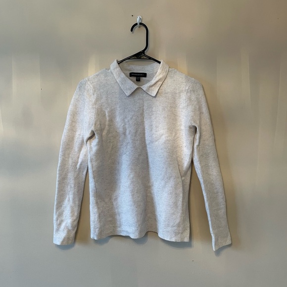Banana Republic Collared Sweater - Size M - Picture 3 of 6